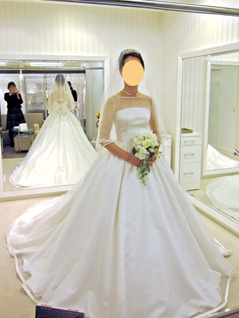 結婚式 - ドレス選び1 | AHOJ!