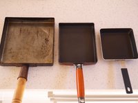 Square frying pans