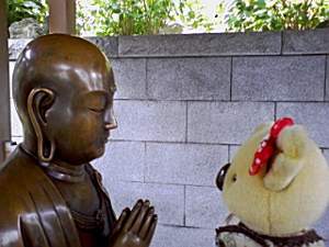 １２年前に京急が寄贈した地蔵菩薩