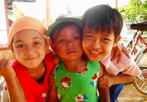 ミャンマーのかわいい子供たち ゆきの地球めぐり旅 写真ブログ Fc2版 04年10月開始 新ブログ 13年10月