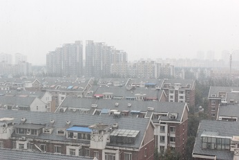 雨の天津市内